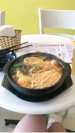 Nghiện mì cay