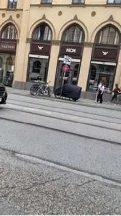 2M$ car 