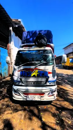 HALO SEMUA KITA 