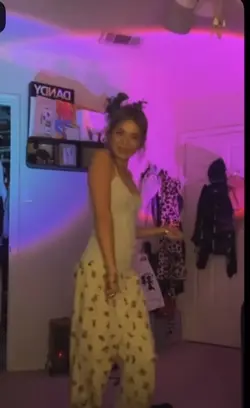 😛
