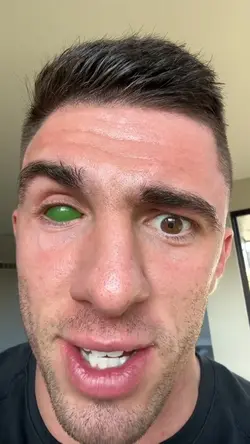 Green Screen eye