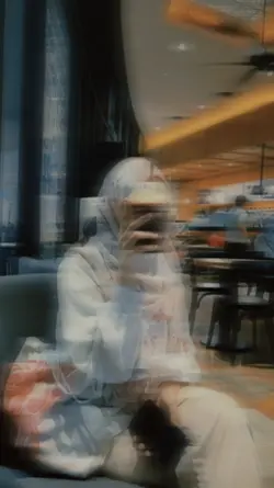 Aesthetic Blur