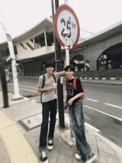 KECEW BRE