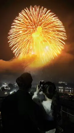 Ghép ảnh pháo hoa