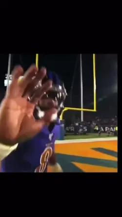 LAMAR ❌ HIM 