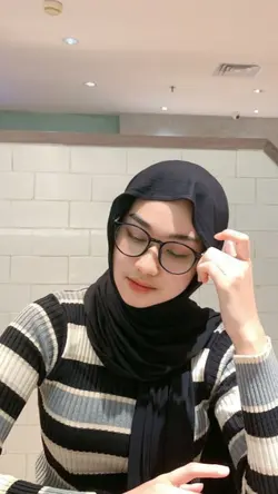 JJ Colab Bulan madu