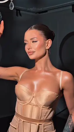 MAKEUP💄
