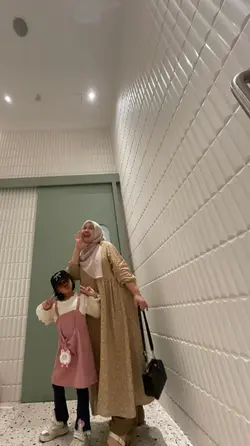 bayi Ku masuk SD