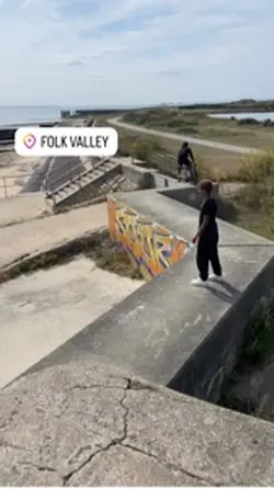 folk valley