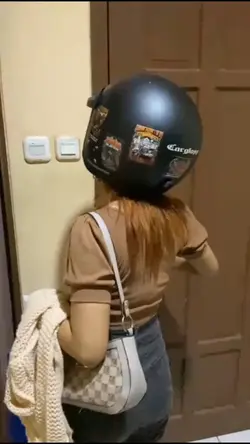 yeah kesiangan prank