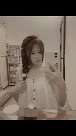 1 ảnh ~ màu 