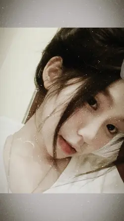 1 ảnh ~ màu