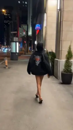 Runway walk 