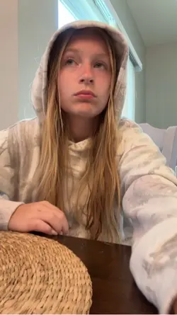 No makeup 🥰