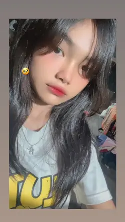 បបូរមាត់អូនផ្អែម……….🫠🤍🫵