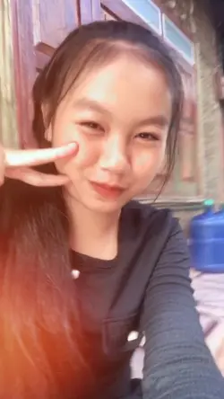 อยู่ตรงนี้🤍
