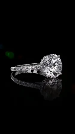 Luxury Ring