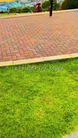 <3