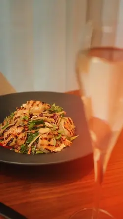 RESTAURANT / FOOD