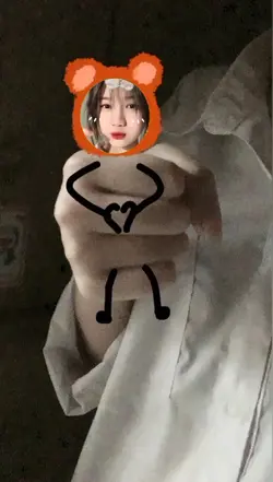 GHÉP MẶT