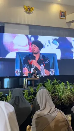 ustadz Hanan attaki 