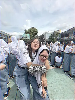 VERSI 3:4