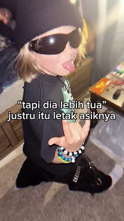 TAPI DIA LEBIH TUA