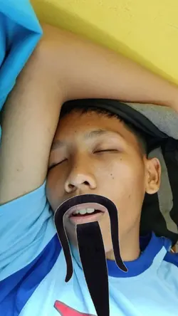 kumis bisa di geser