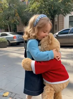 hug teddy bear 