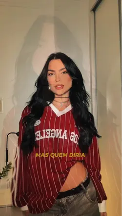um traje novo...
