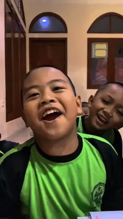 Suara terompet bocil