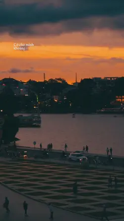 Ai cũng phải có 