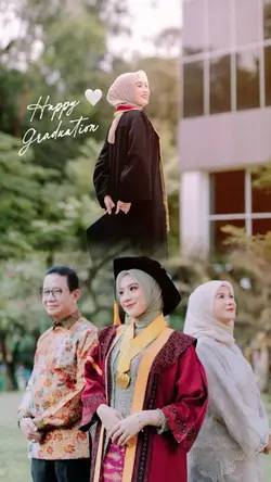 WISUDA
