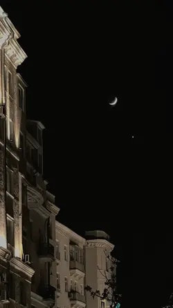 moon .