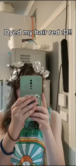 Hair dyee