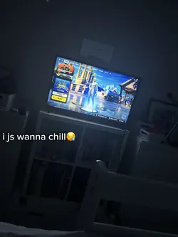 i js wanna chill😪