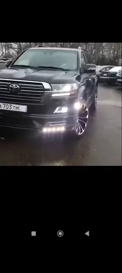 Land Cruiser:3