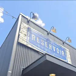 Karaoke ad resi