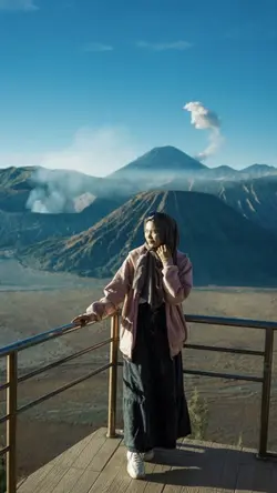 Ra genggam tanganmu 