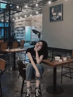 awas nanti jatuh