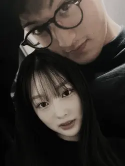 selca with Mark Lee 