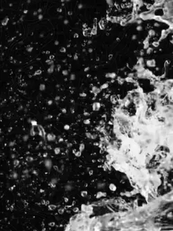 Water splashing
