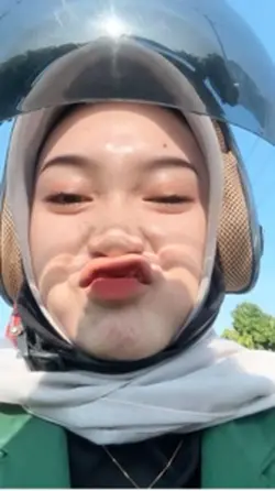 e lucu kaka harap