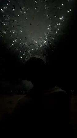 夏は花火