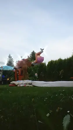 akro slowmo 