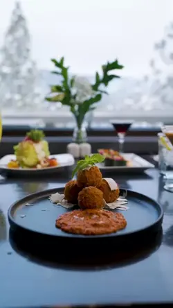 FOOD RESTAURANT 