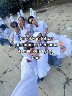 tunjukkan fotbar