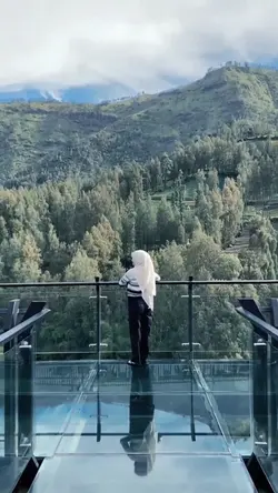 gerak lambat halus 