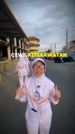 cewek keperawatan 