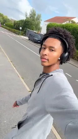 📞